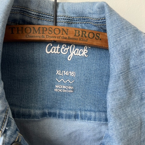 Cat & Jack Girls Denim Jacket Size XL 14/16 - Picture 3 of 8
